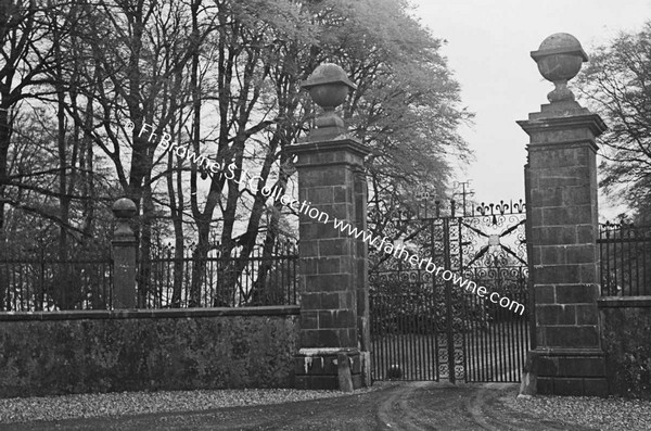 FRENCHPARK  THE HOUSE  ENTRANCE GATES